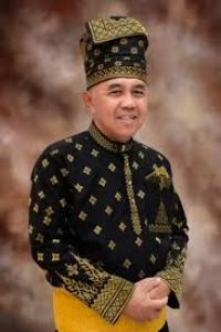 Besok, Gubri Andi Rachman Resmi Bergelar Datuk Setia Amanah